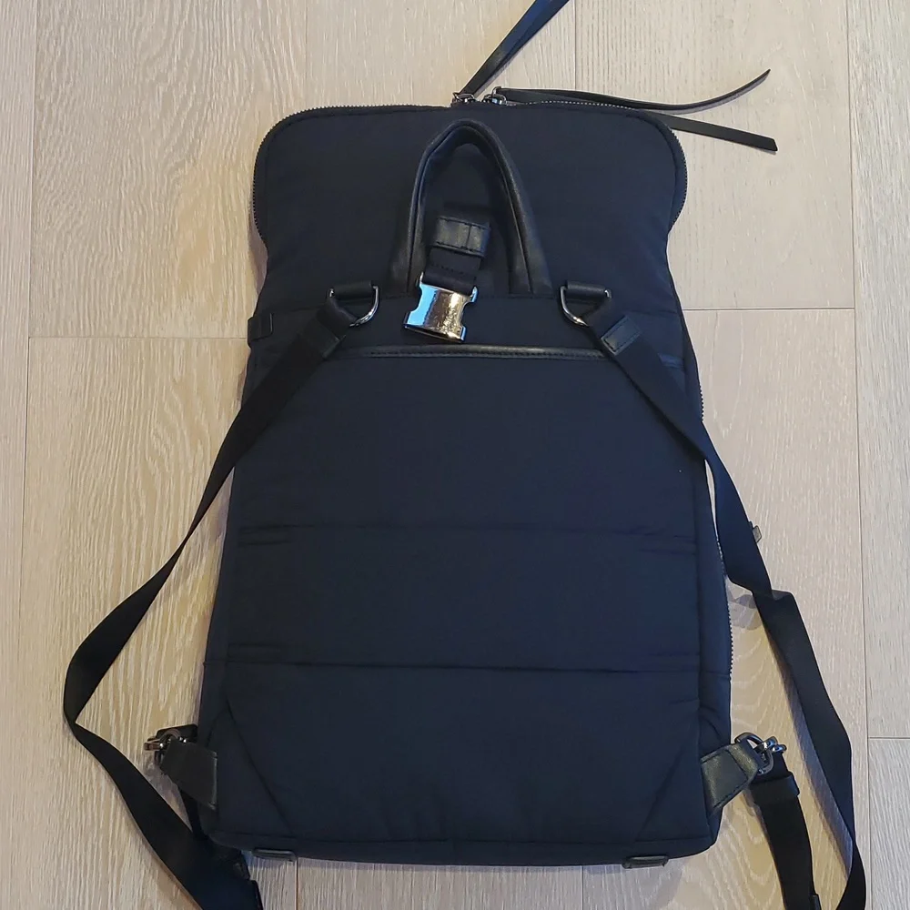 Tumi Harley Convertible Backpack & Tote in Navy